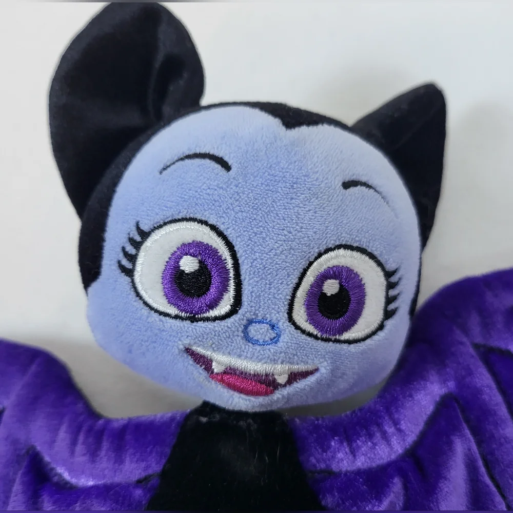 Disney Vampirina Vee Bat Purple Plush‎ Vampire 8